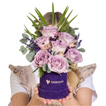 Lilac Serenade Kutuda Lila Güller