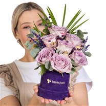 Lilac Serenade Kutuda Lila Güller