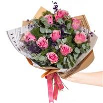 Rosy Picnic Pembe Gül Bahçesi