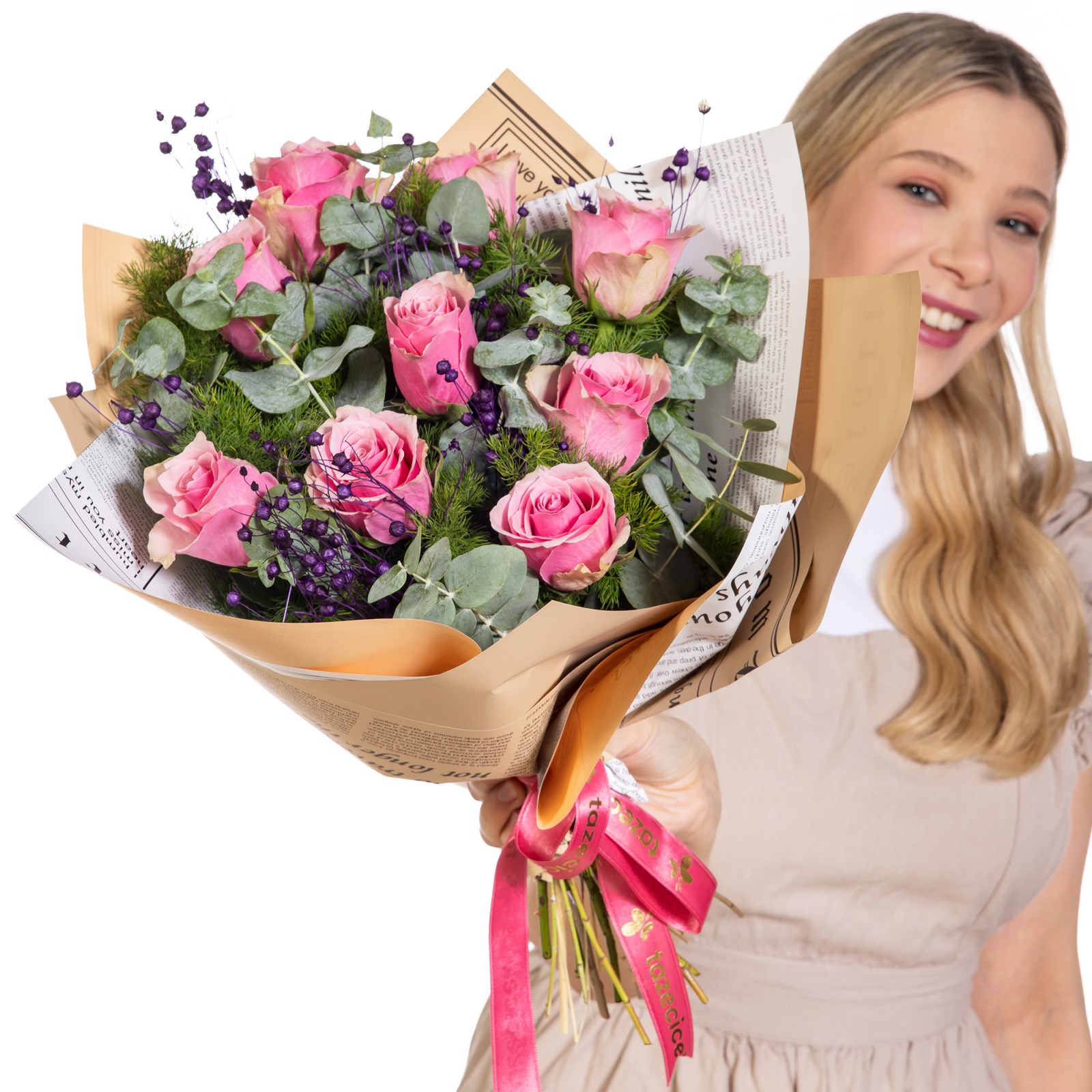 Rosy Picnic Pembe Gül Bahçesi
