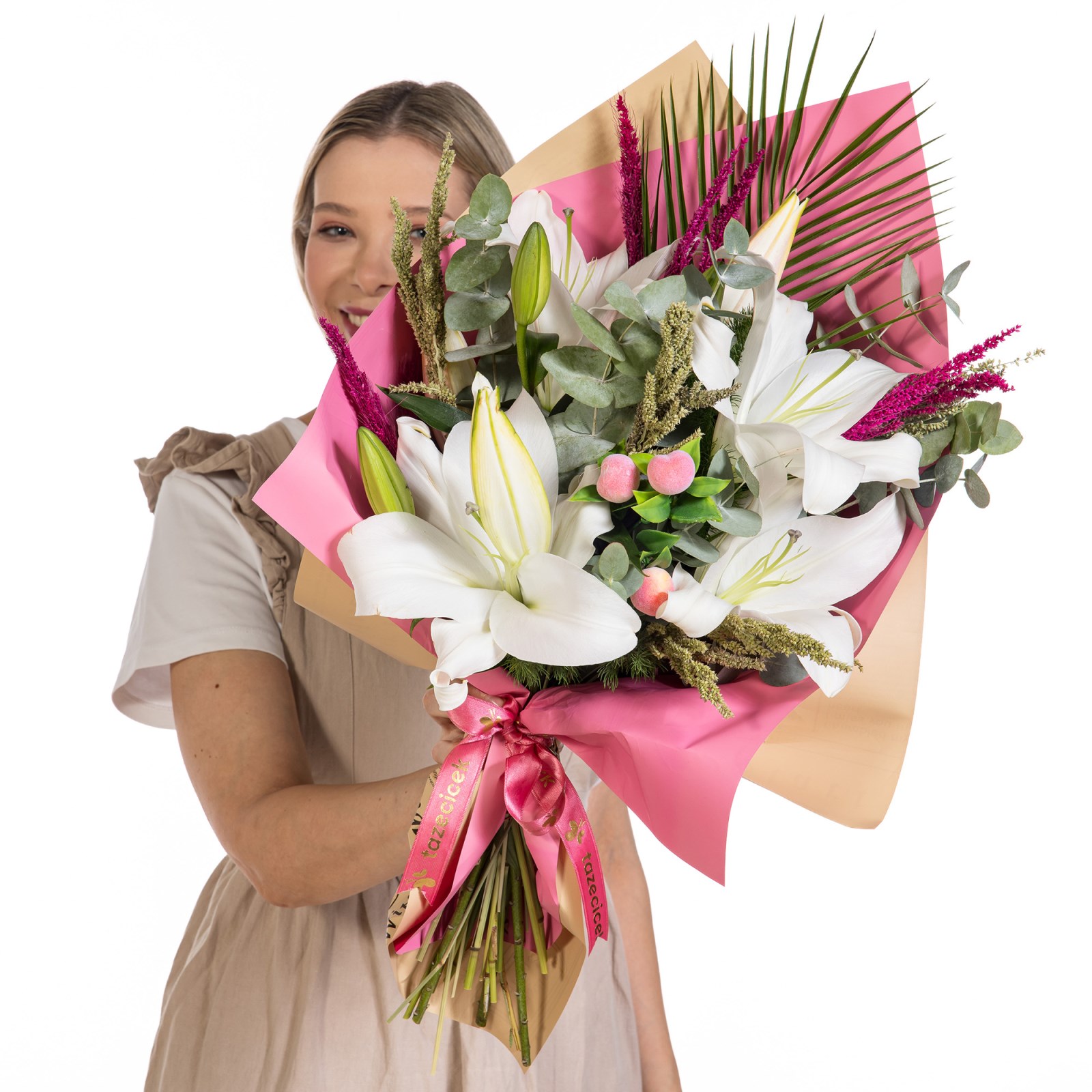 Pink Reverie Beyaz Lilyum Masalı