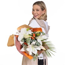 Apricot Serenade Lilyum ve Gül Buketi