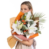 Apricot Serenade Lilyum ve Gül Buketi