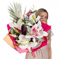 Cotton Blush Pembe Beyaz Lilyum Buketi