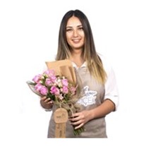 Lavish Pembe Güller