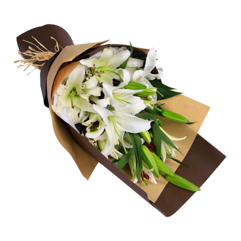 White Lilyum Çiçek Buketi