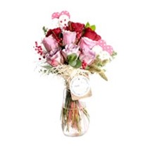 Rainbow Roses Vazoda Gül