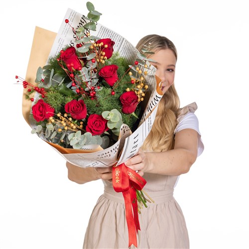 Cherry Promise Kırmızı Gül Buketi