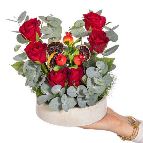 Crimson Charm Kırmızı Güller