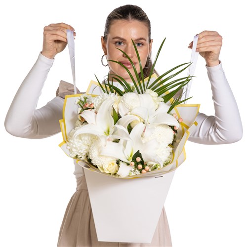 Ivory Zen Beyaz Lilyum Buketi