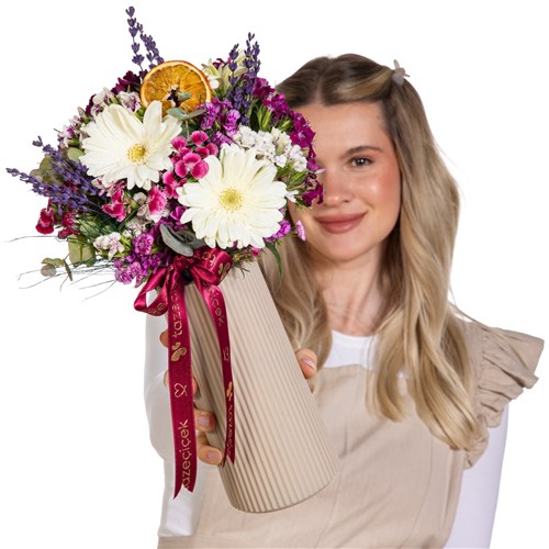Lavanta Esintisi Gerbera Vazosu