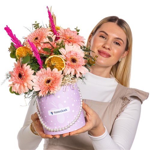 Peach Bloom Gerbera Box