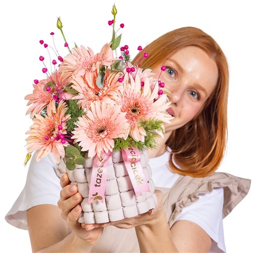 Satin Peach Gerbera Aranjmanı