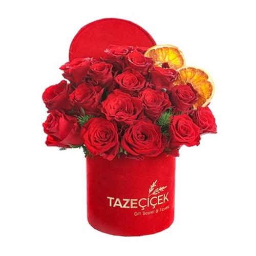 Velvet Petals Delight Gül Kutusu